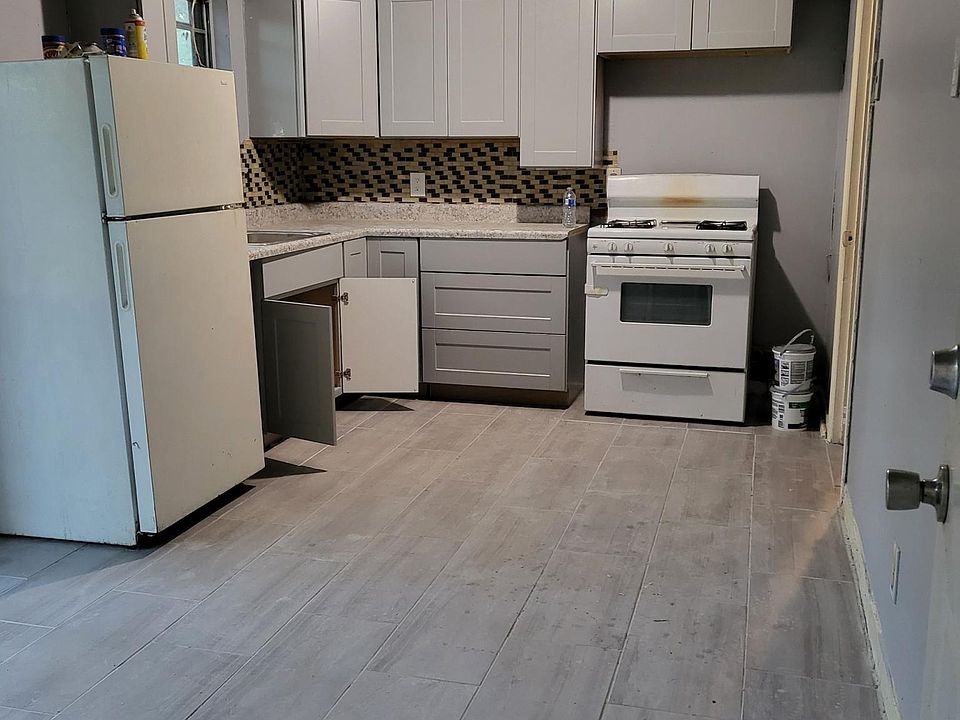 2nd image of 7307 Fairfield Dr