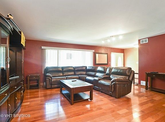 3rd image of 10737 W Liberty Ave