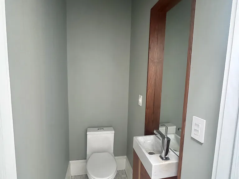 922 N Highland Ave NE #A — Photo 9