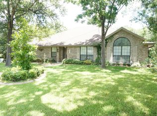 2801 Cimarron Ct, College Station, TX 77845