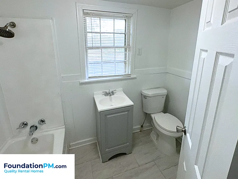 1492 Faxon Ave — Photo 22