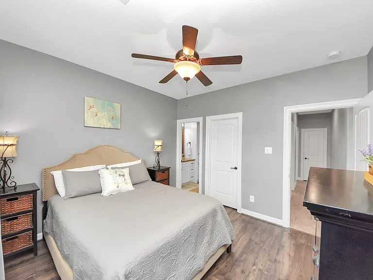 11726 W Grand Pond Dr — Photo 35