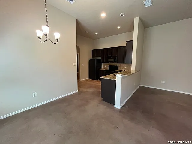 168 Joanne Cv — Photo 6