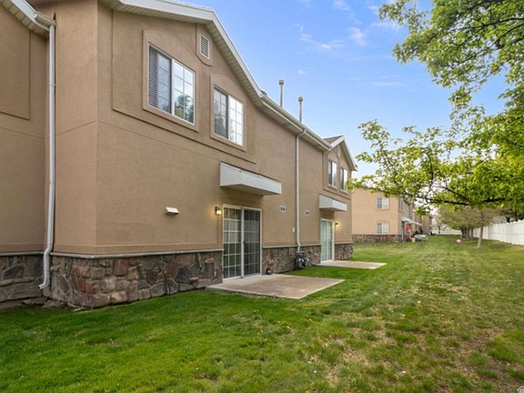 3rd image of 1546 W Compass Point Ln #2B