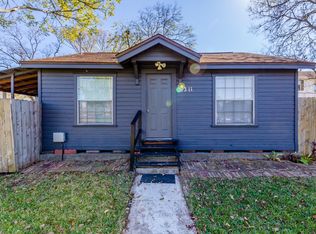 1211 3rd St, League City, TX 77573