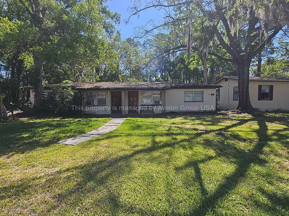 1137 Lake Shore Blvd #1137