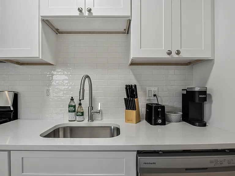 8 Sunset Dr #1 — Photo 8