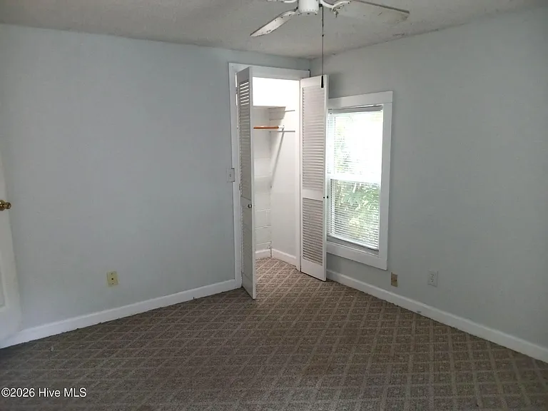 2204 Princess Place Dr #B — Photo 11