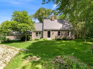32 School St, Newbury, MA 01922