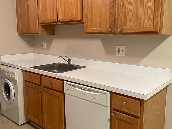 5th image of 4003 Benjamin Ave APT 3