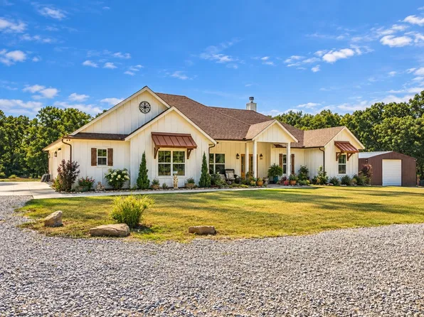 2525 Preskitt Rd, Decatur, TX 76234