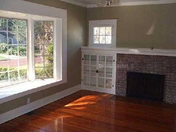3rd image of 1021 Delaney Park Dr