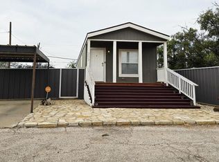 203 NW 10th St, Andrews, TX 79714