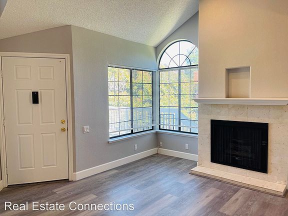 4th image of 2610 Yerba Vista Ct #1