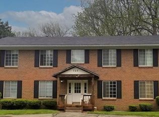 725 Clark St APT 3, Brighton, MI 48116