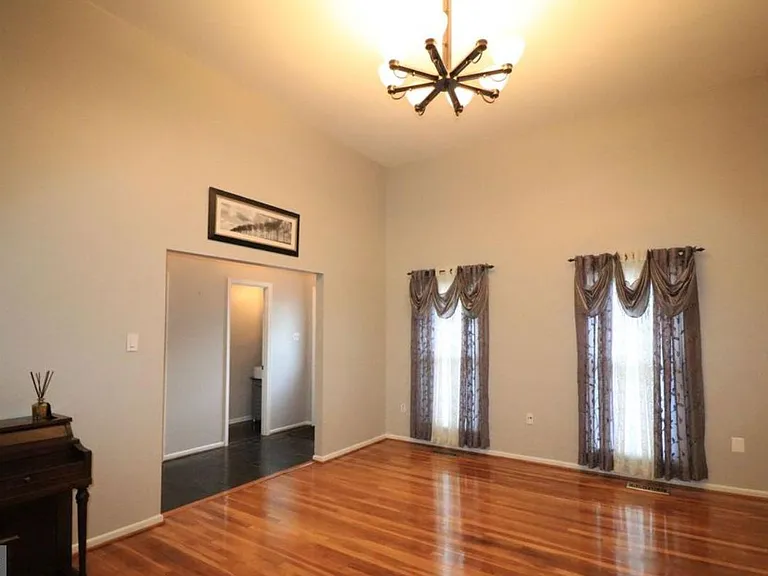 553 Monet Dr — Photo 19