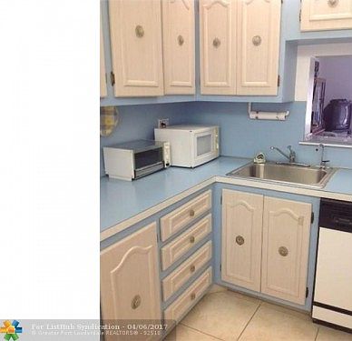 5th image of 3940 NW 42nd Ave APT 214