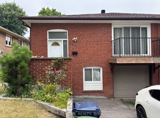 396 Goldenwood Rd, Toronto, ON M2M 2Z5