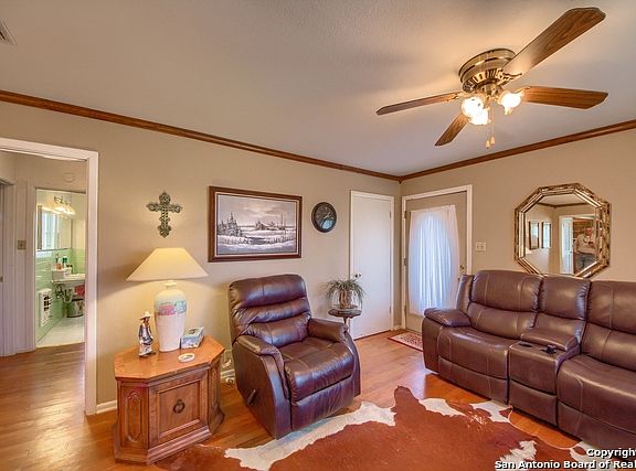 5th image of 8843 County Road 401