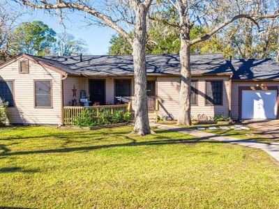 158 Shady Ln, West Columbia, TX, 77486