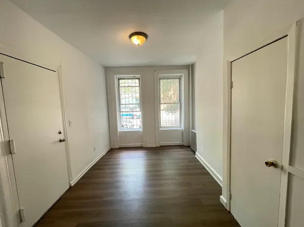 440 Madison Street image 1 of 8