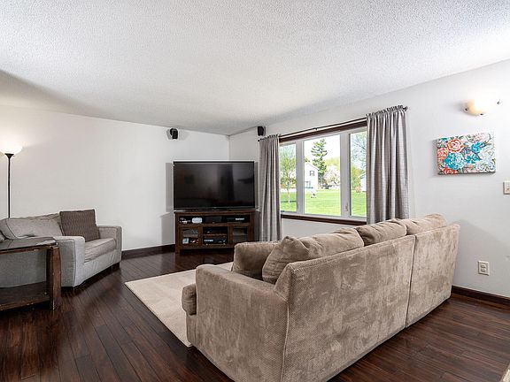5th image of 20551 W Gale Ave
