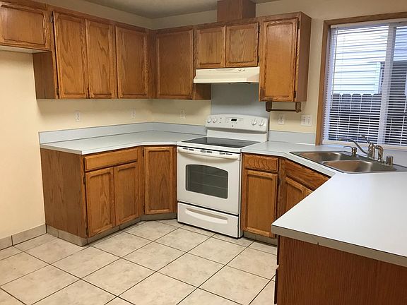 3rd image of 15103 NE 50th St