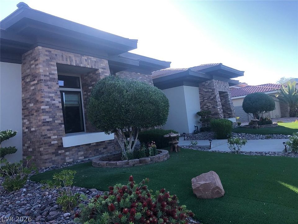 1st image of 1370 Opal Valley St