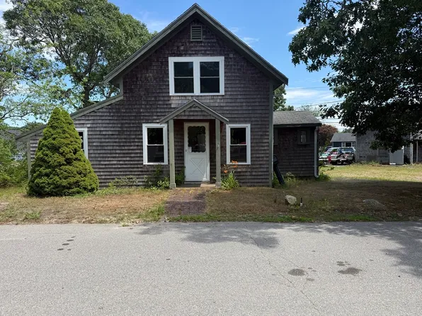 3 Short Neck Rd, Wareham, MA 02571