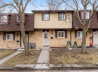 45 Hansen Rd N #107, Brampton, ON L6V 3C5