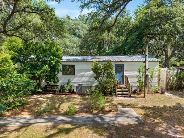 415 441st Ave, Old Town, FL 32680