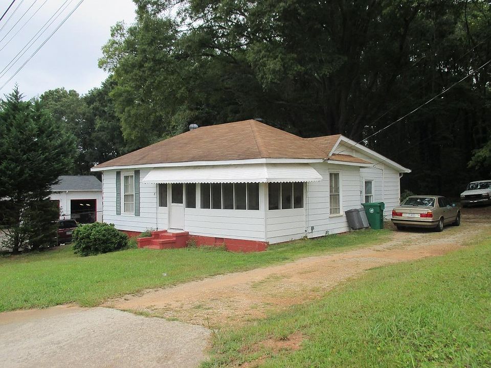1st image of 371 Aldridge Ave