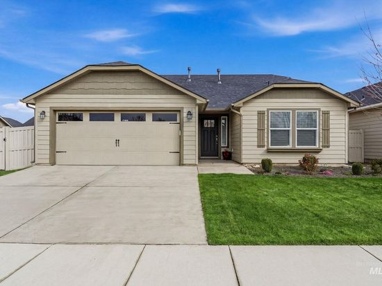 612 Diamond Lake St, Middleton, ID 83644