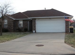 2274 W Deerfield St, Springfield, MO 65807