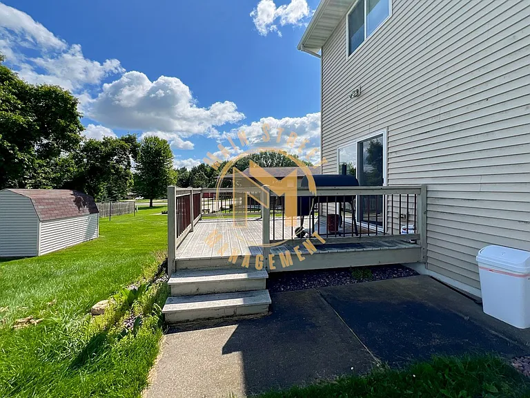 2662 Cormier Rd — Photo 3