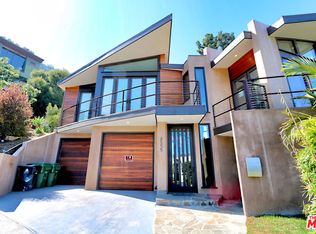 8555 W Ridpath Dr, Los Angeles, CA 90046