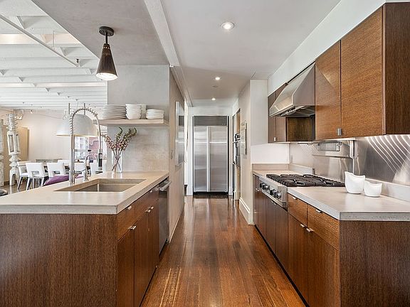5th image of 28 Laight St APT 4C