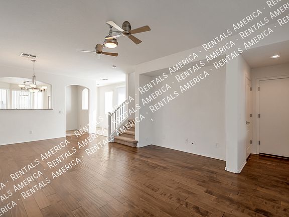 3rd image of 4160 S Mariposa Dr