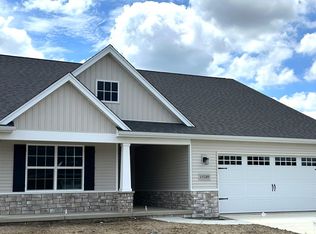 15285 Cypress Dr, Perrysburg, OH 43551