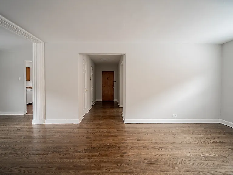 Living Room 7361-1S