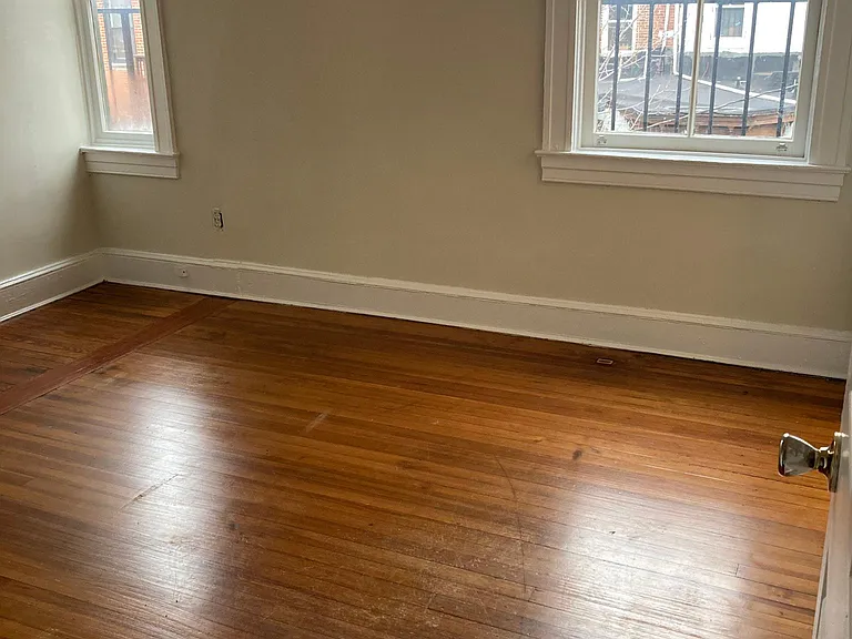 251 Robert St #6 — Photo 18