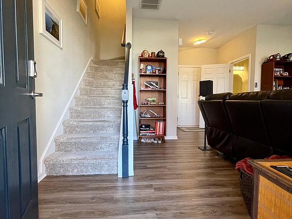 2nd image of 7047 Brighton Park Dr