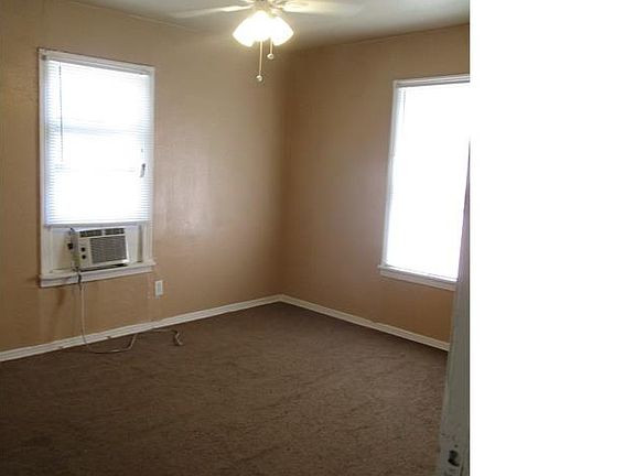 5th image of 3104 Brackenridge St