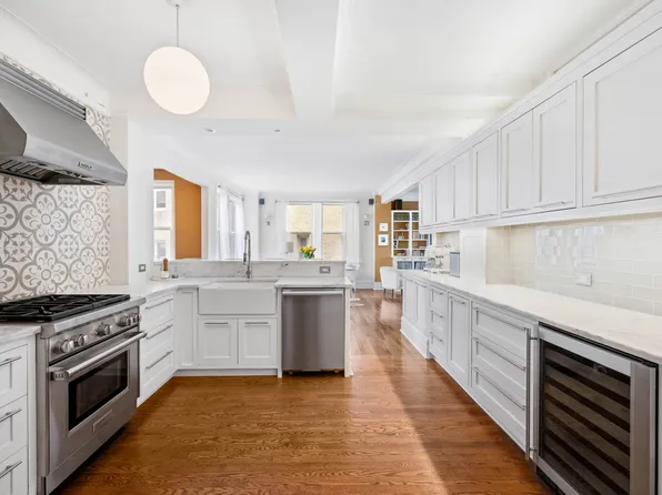 136 East 36th Street 9/10C image 1 of 22