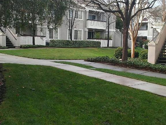3rd image of 5983 Lake Hennessy Ct
