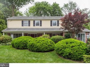 1239 Dundee Dr, Dresher, PA 19025