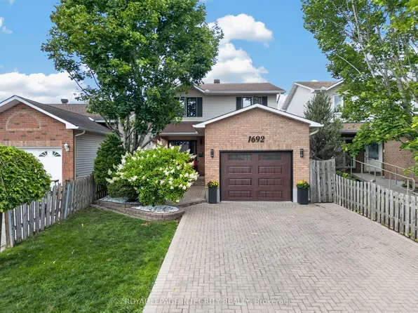 1692 Toulouse Cres, Ottawa, ON K1C 6K3