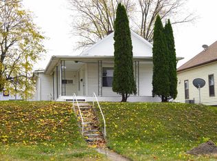 108 E Hanna St, Columbia City, IN 46725