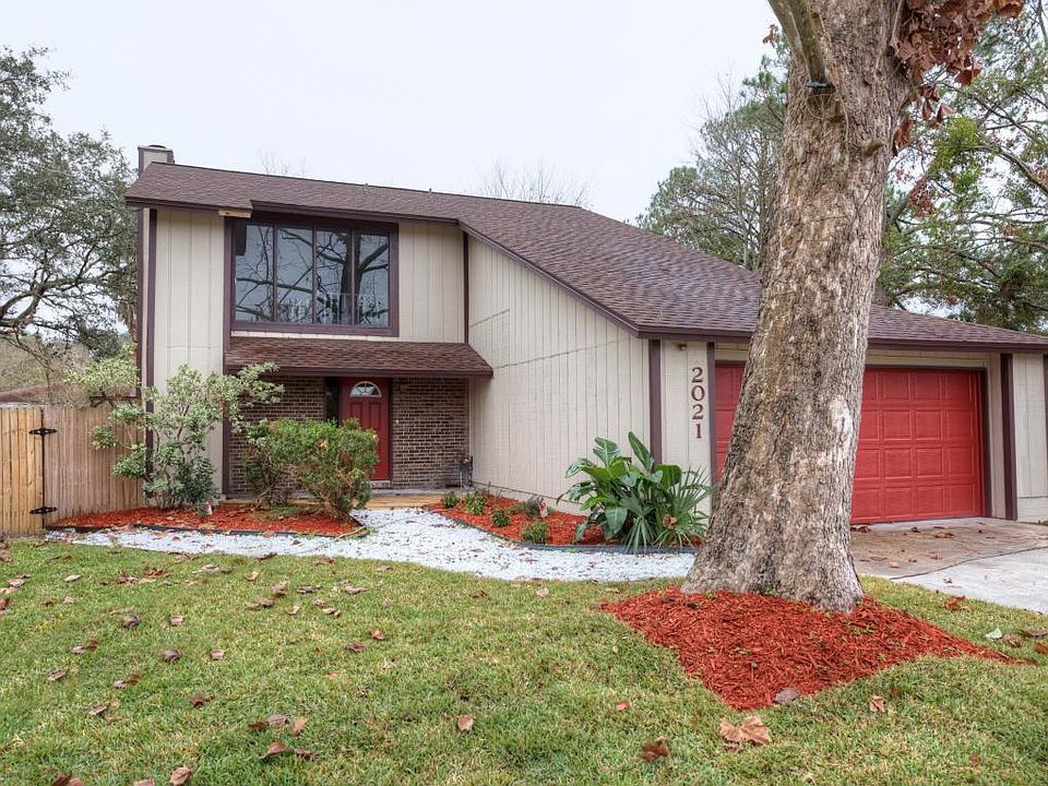 1st image of 2021 Spanish Bluff Dr