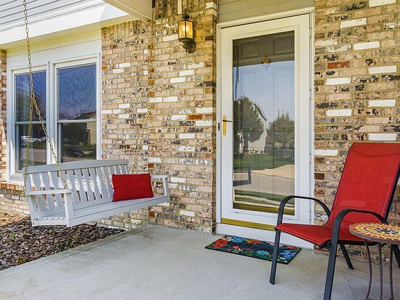 2nd image of 8449 Kingsley Dr